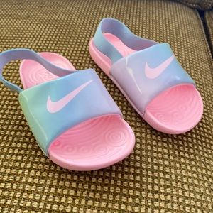 Nike toddler strap sandals